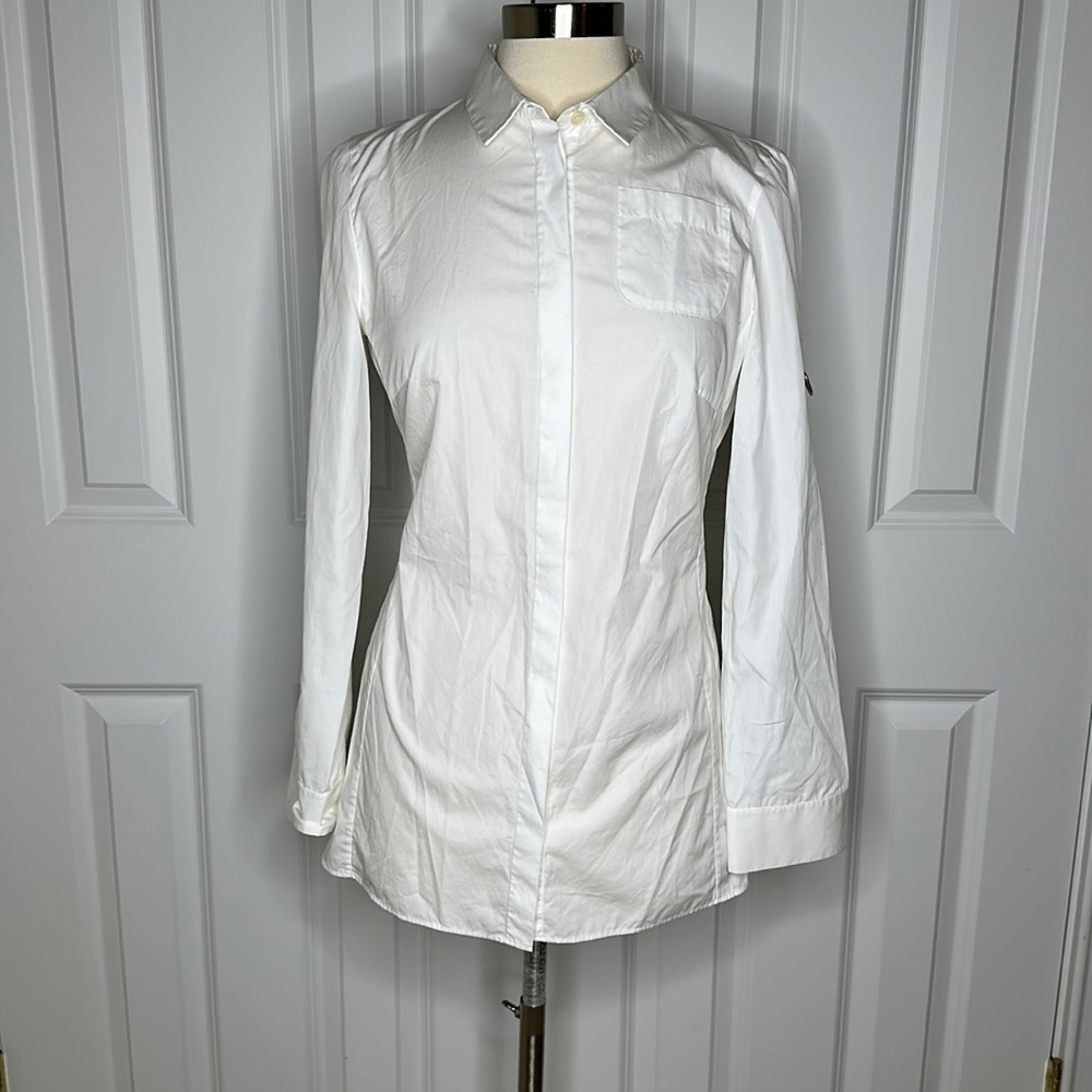 AKRIS Punto Long Sleeve Button Down Tunic Shirt in White 8